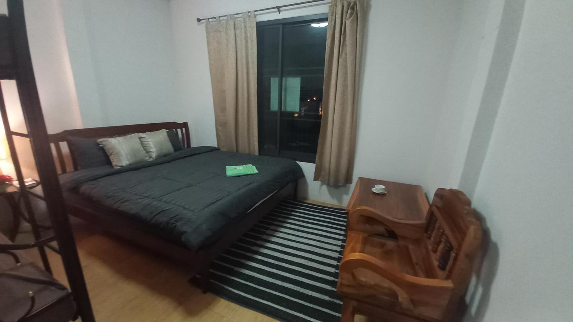 Amaretto Hostel Surat Thani Ngoại thất bức ảnh