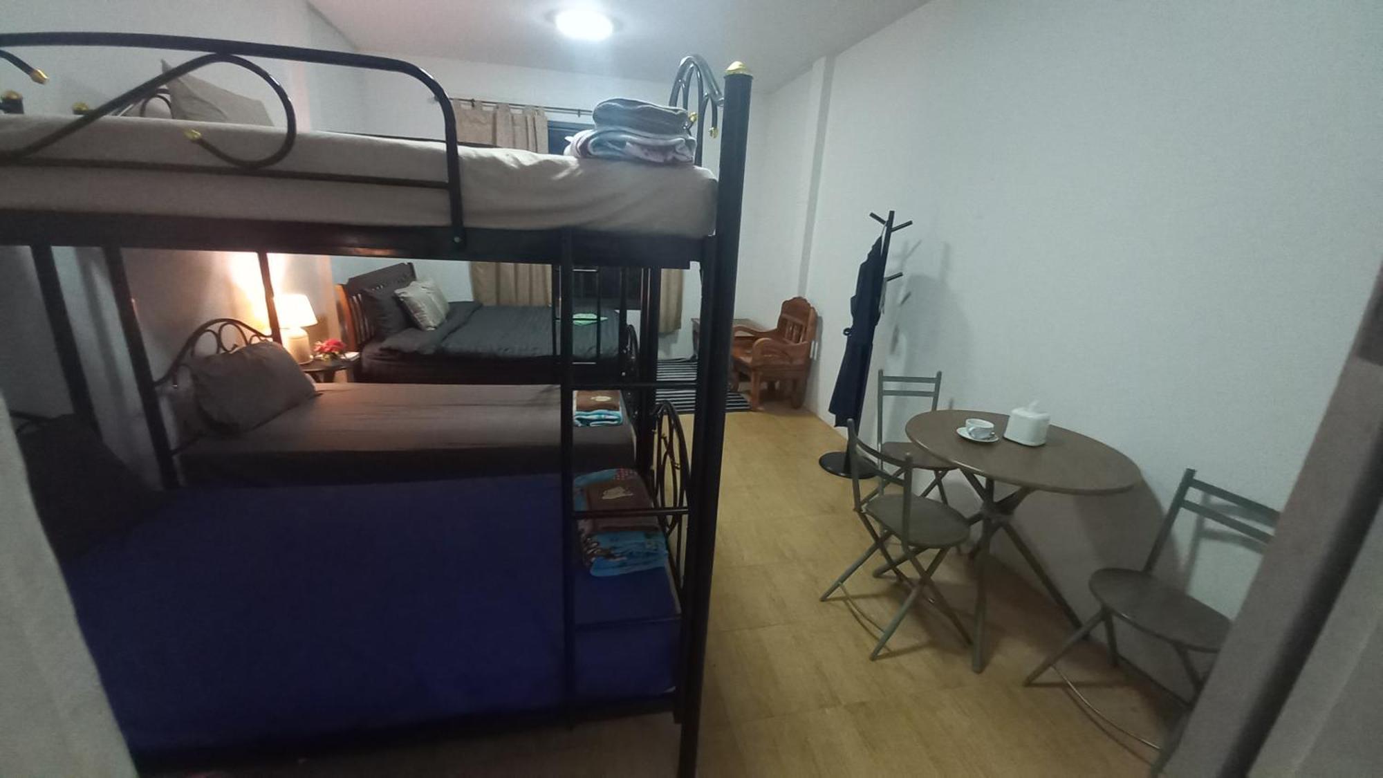 Amaretto Hostel Surat Thani Ngoại thất bức ảnh