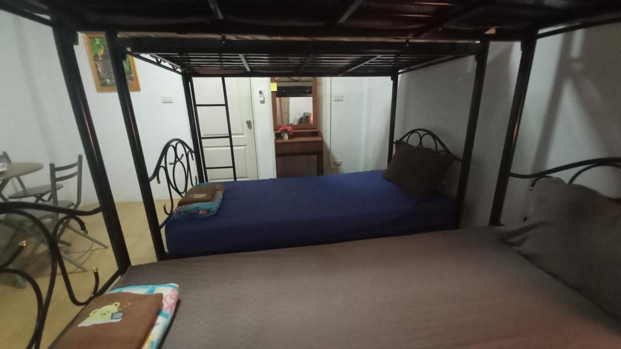 Amaretto Hostel Surat Thani Ngoại thất bức ảnh