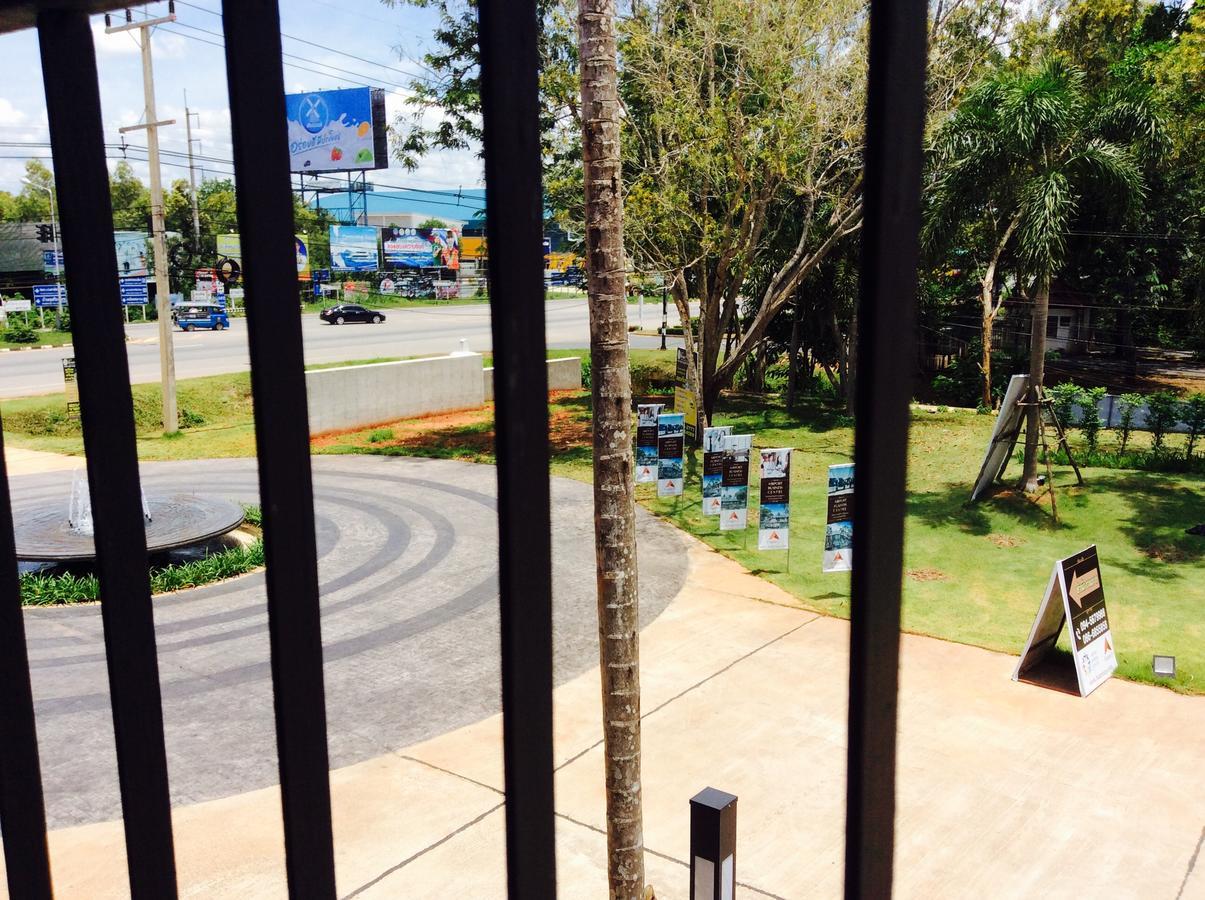 Amaretto Hostel Surat Thani Ngoại thất bức ảnh