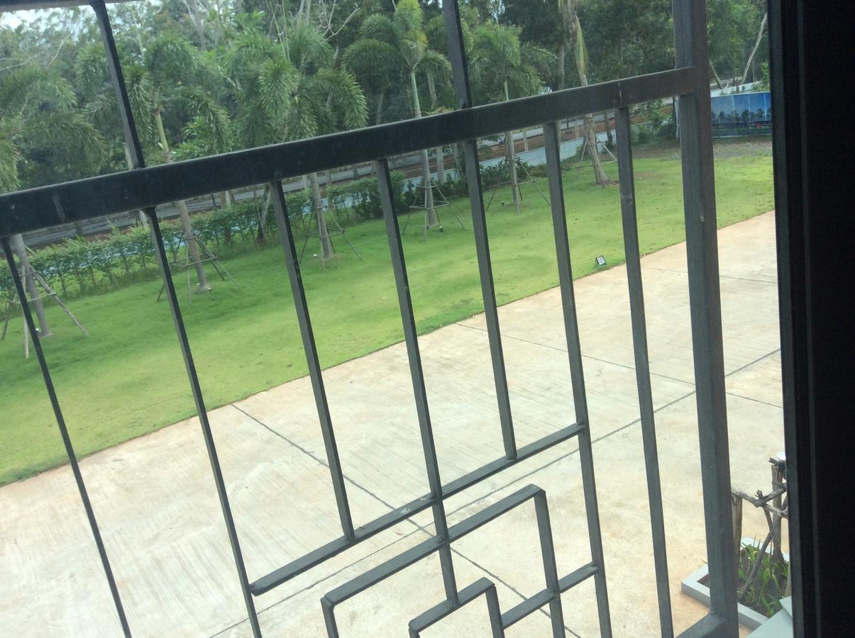 Amaretto Hostel Surat Thani Ngoại thất bức ảnh