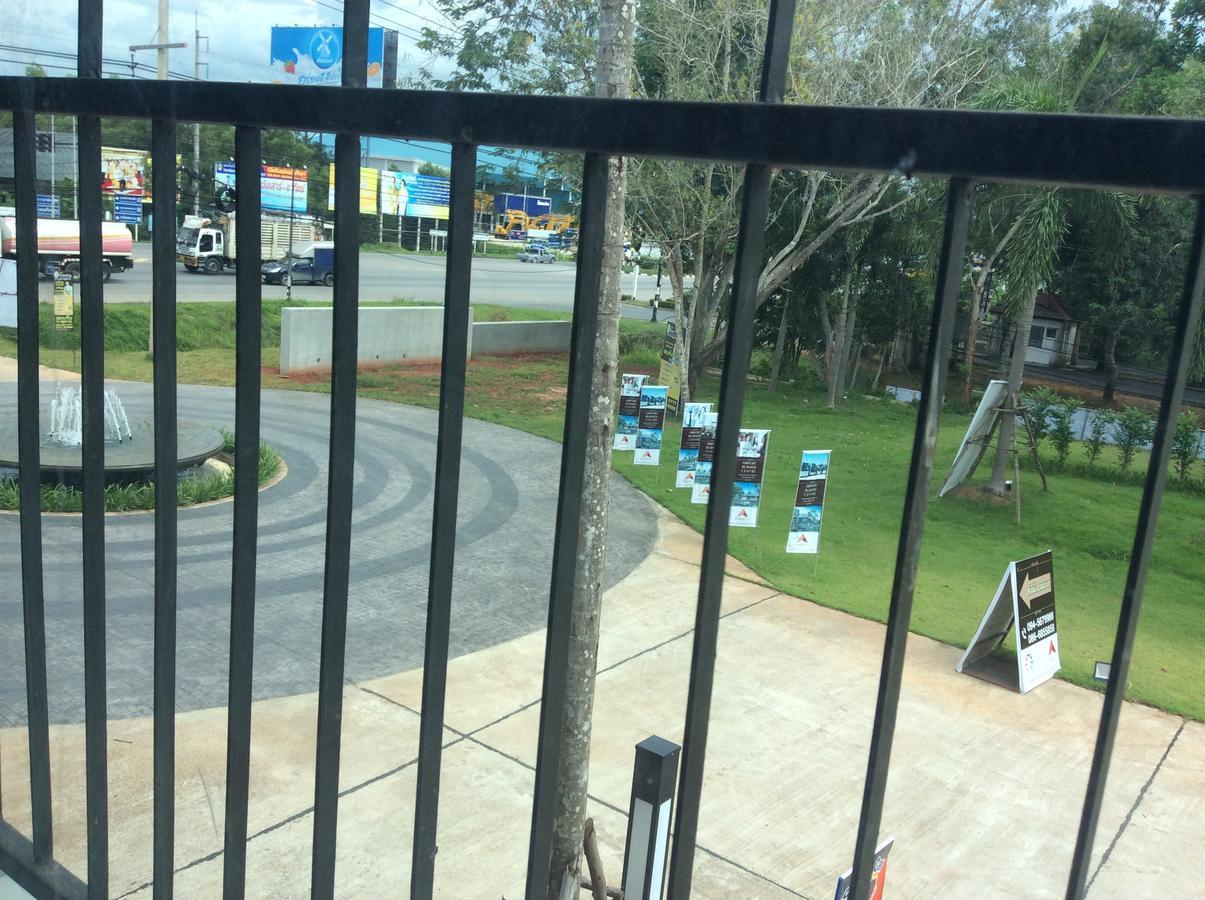 Amaretto Hostel Surat Thani Ngoại thất bức ảnh
