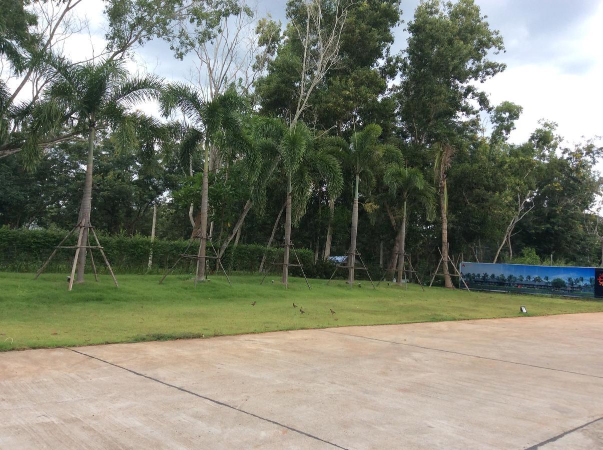 Amaretto Hostel Surat Thani Ngoại thất bức ảnh